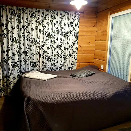Uiton Kotirantasauna Kiemunkivaara
