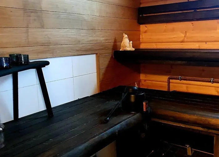 Uiton Kotirantasauna *